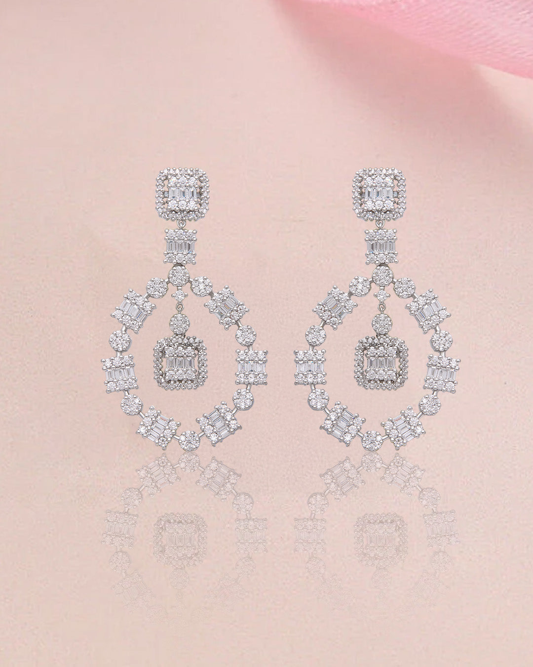 The Lyra Earring