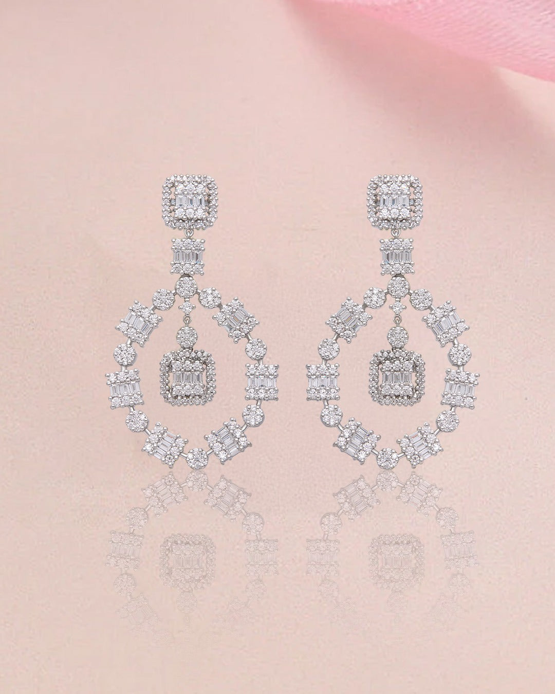 The Lyra Earring